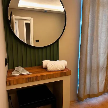 Red Castle & Pub Hotel 3*